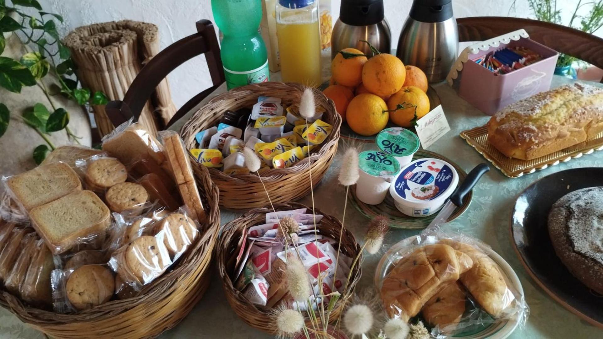 Agriturismo Il Melograno 리올라사르도 외부 사진